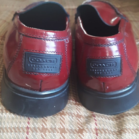 🌺COACH Shoes - Picture 2 of 5